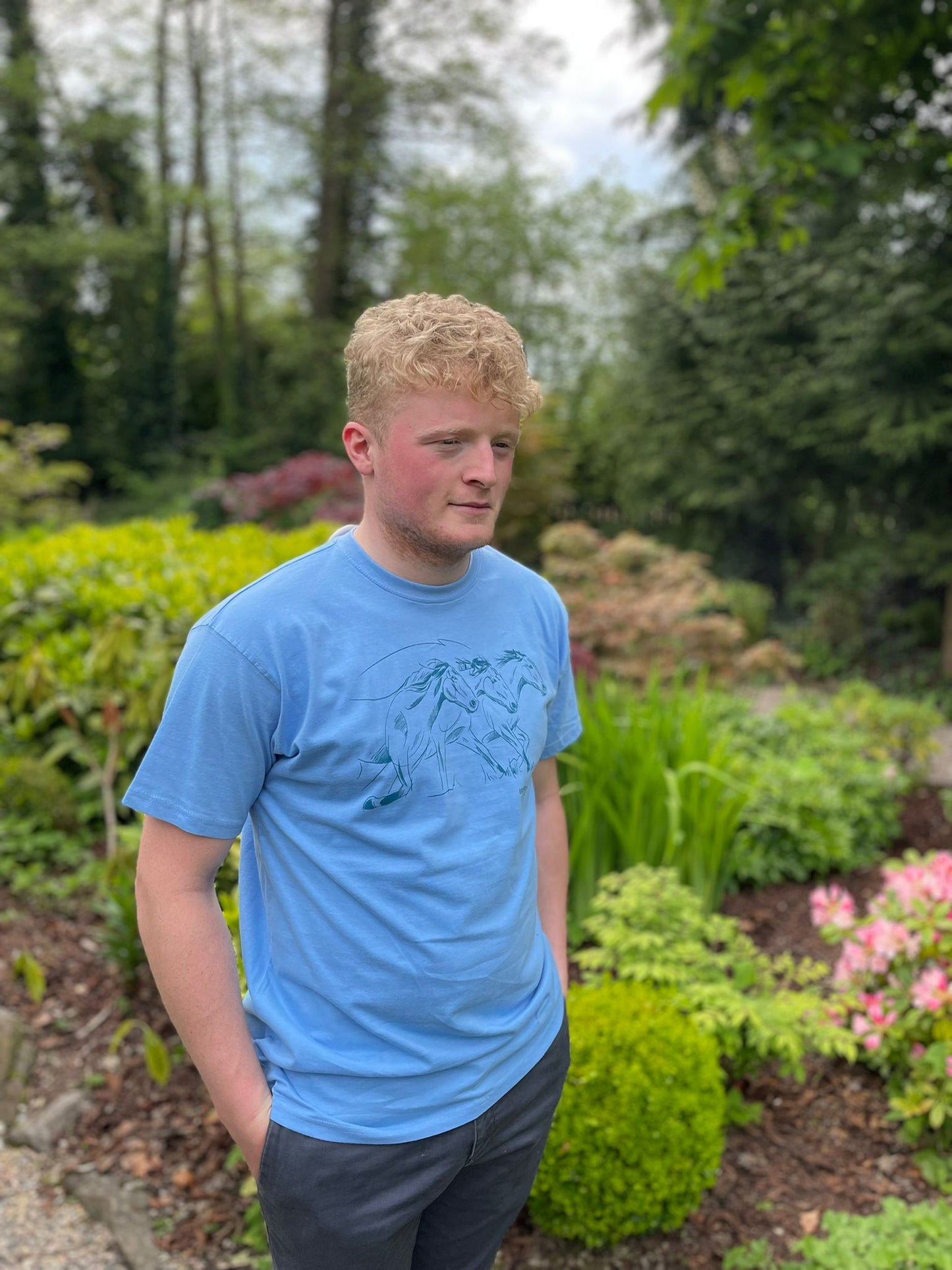 NS Horse T-Shirt Corn Blue Unisex