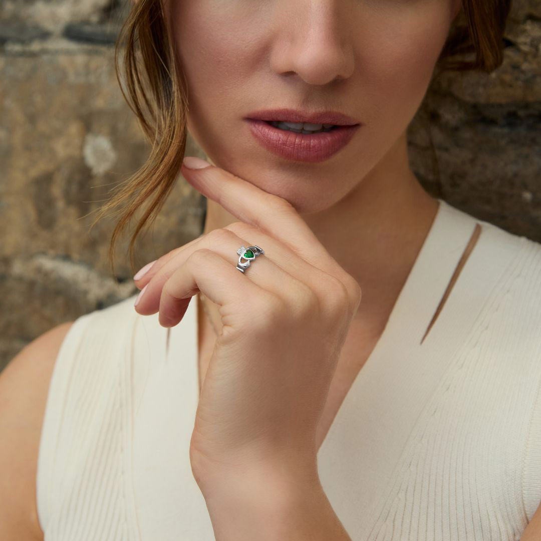 S/S CLAD SYN.EM/CZ SHOULDERS RING